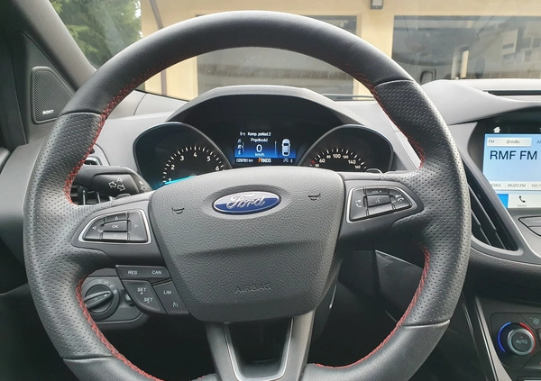 Ford Kuga cena 94500 przebieg: 31255, rok produkcji 2019 z Szamotuły małe 232